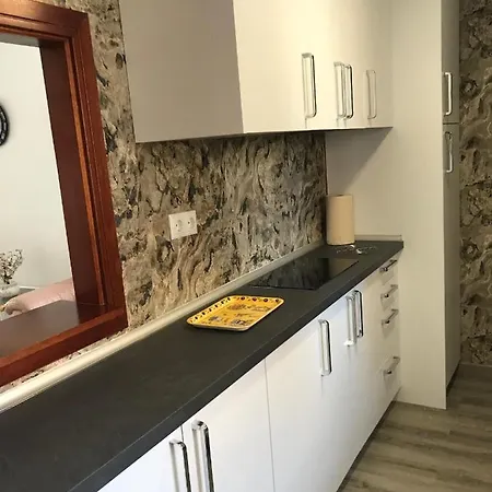 Apartment Recien Reformado Cerca De La Playa Con Dos Piscinas Y Pista De Tenis. *